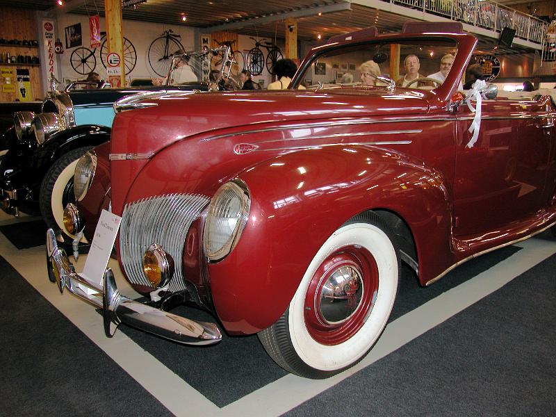 DSCN6590.JPG - Lincoln 1939 V12